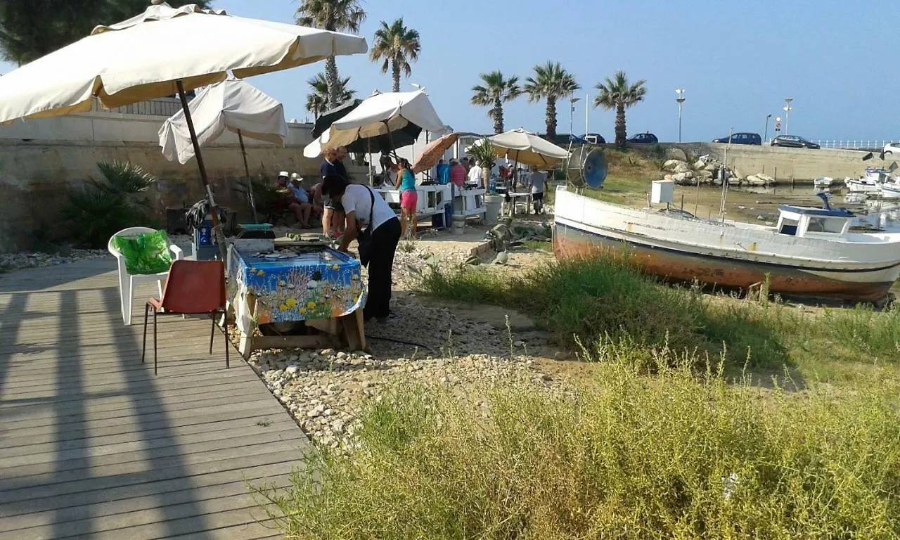 Villa Con Bella Vista Mare Scoglitti Italy