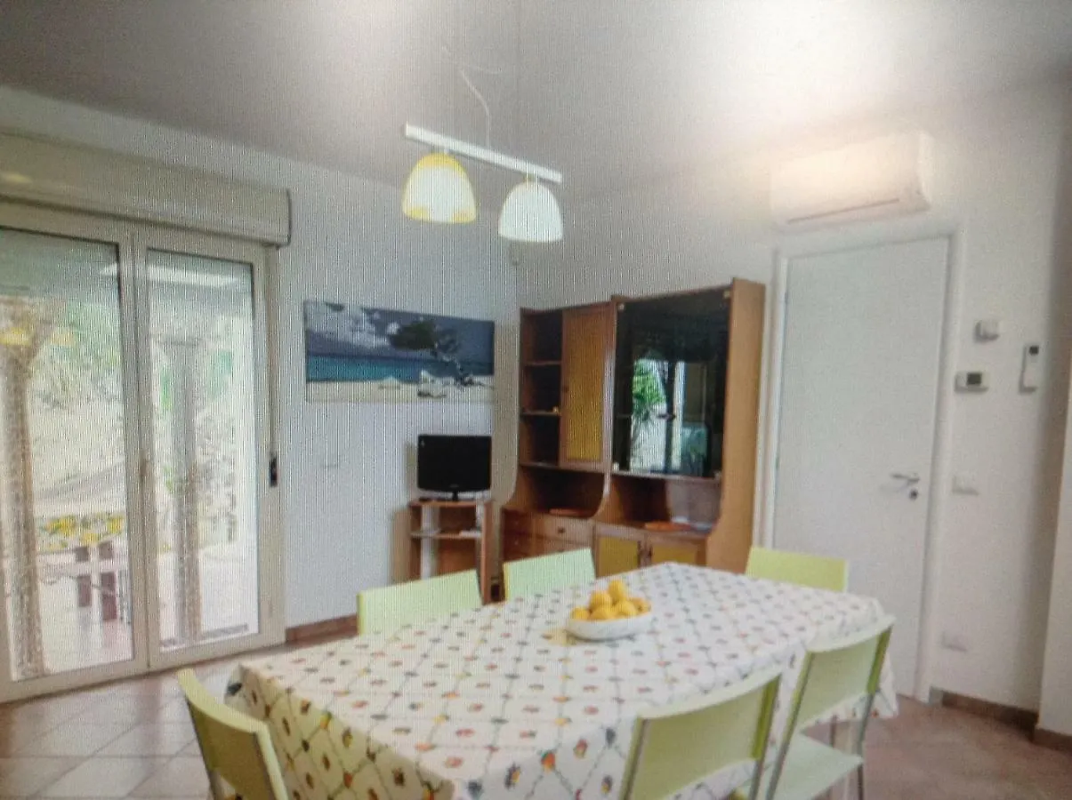Villa Con Bella Vista Mare Scoglitti